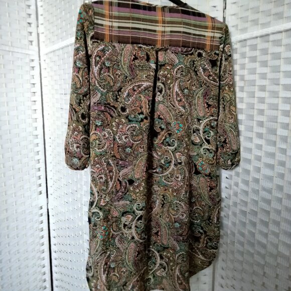 Fig and Flower paisley tunic size small - Picture 3 of 3